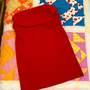 Bebe tube top red, stretchy, sexy with liner ❤️💄